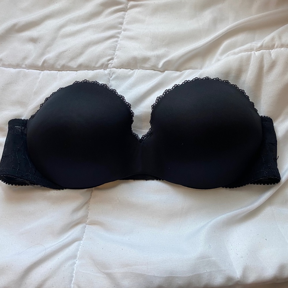Strapless push up bra 36B